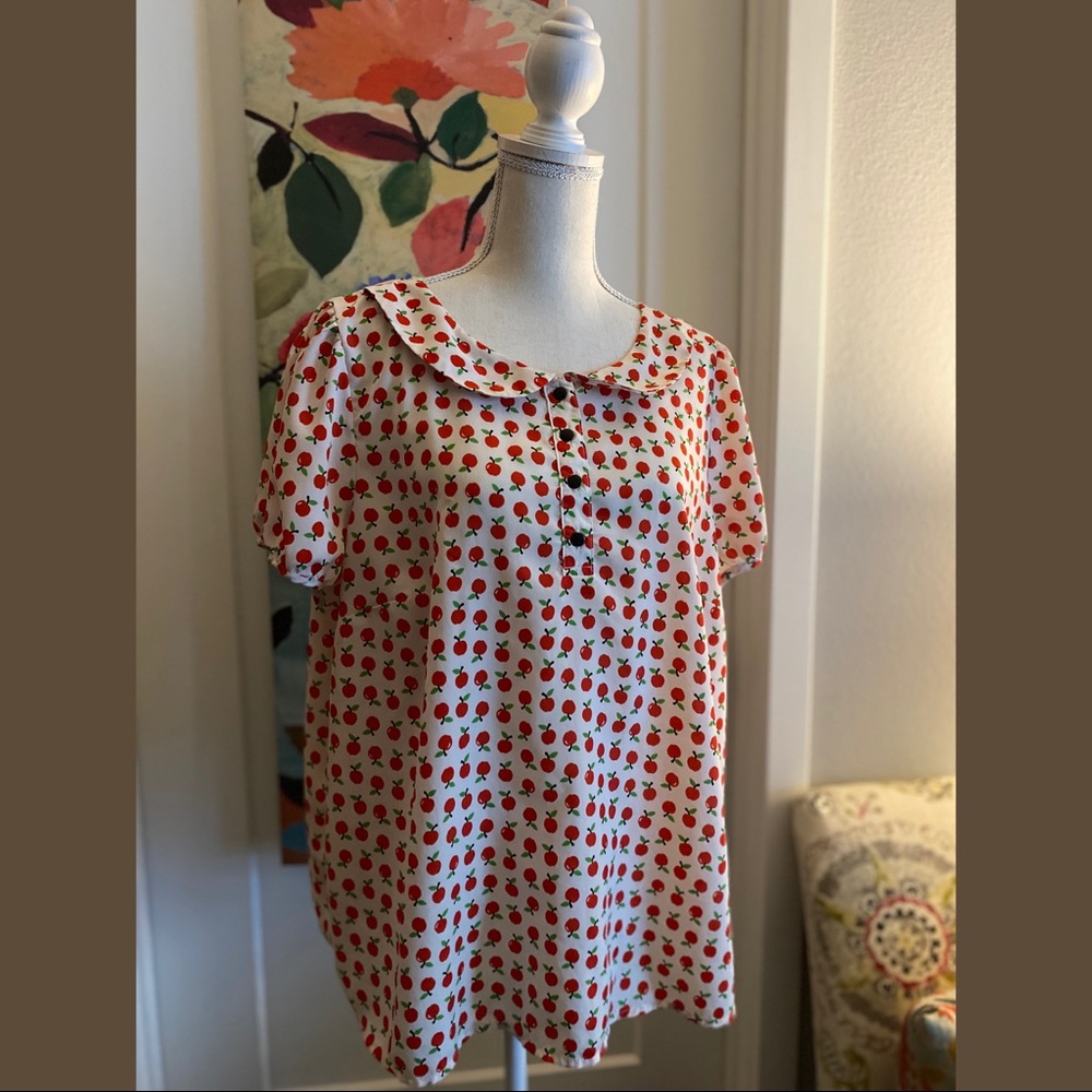 F21 Apple Print Top